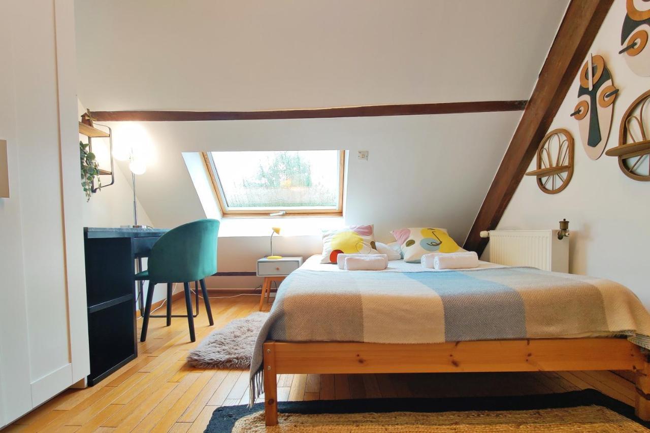 Art & Curiosity Cabinet Style Appartement With Paris View, Villa Des Ammonites Meudon Bagian luar foto